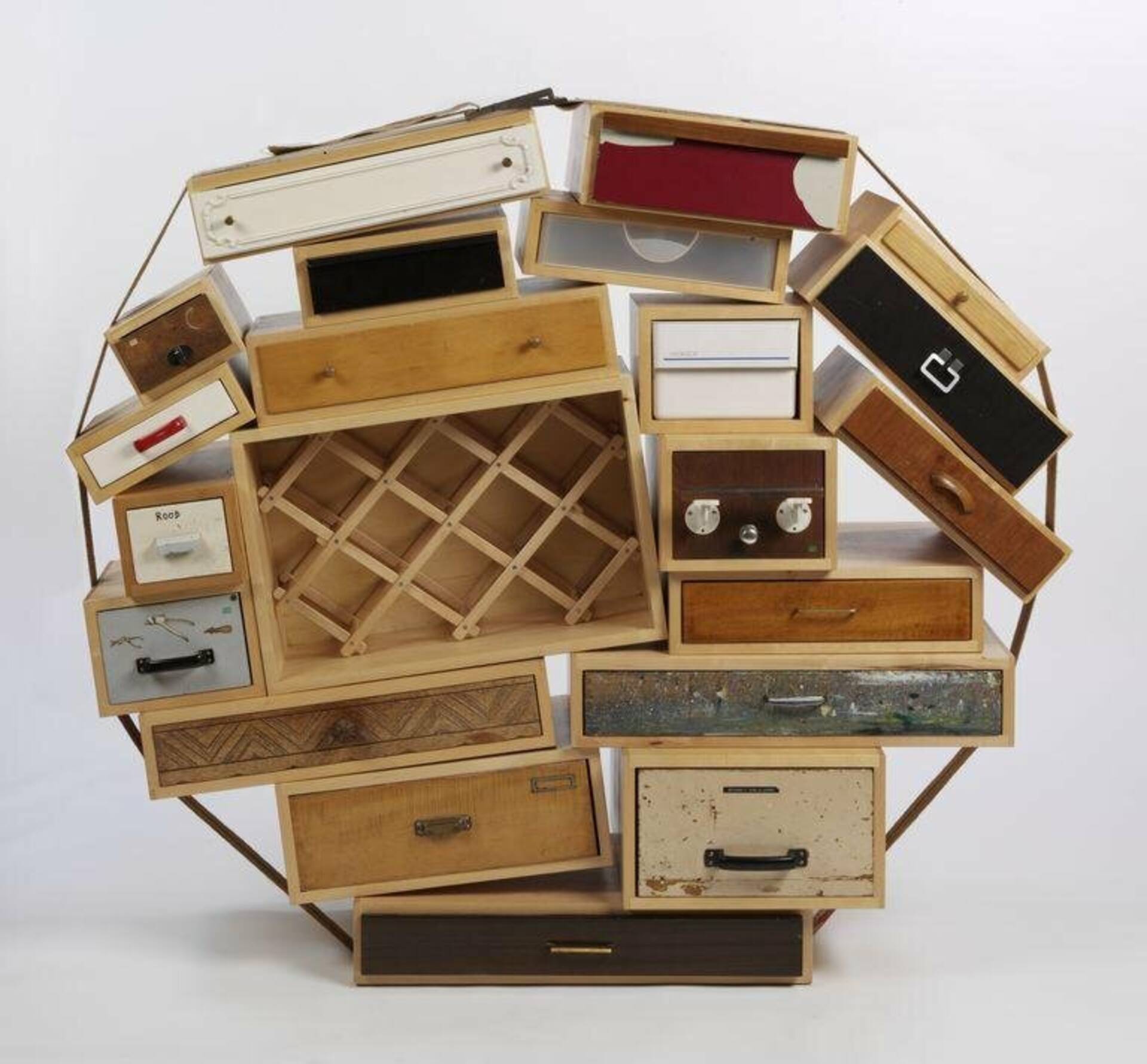 Explore the Collections · V&A