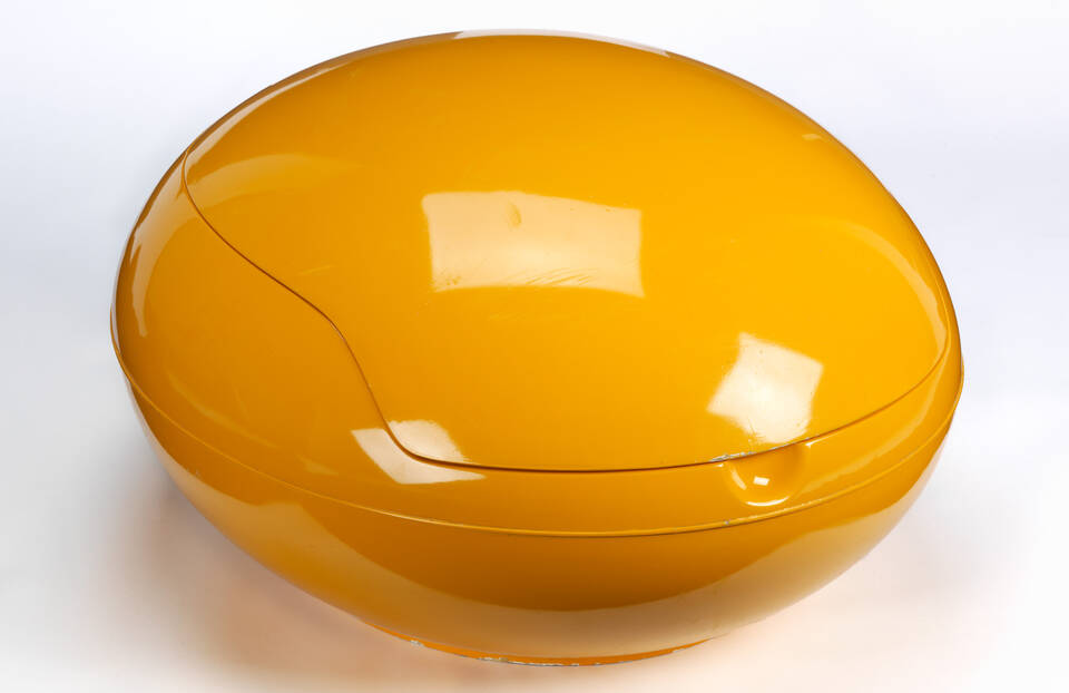 The Garden Egg Chair · V&A