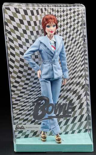 figurine