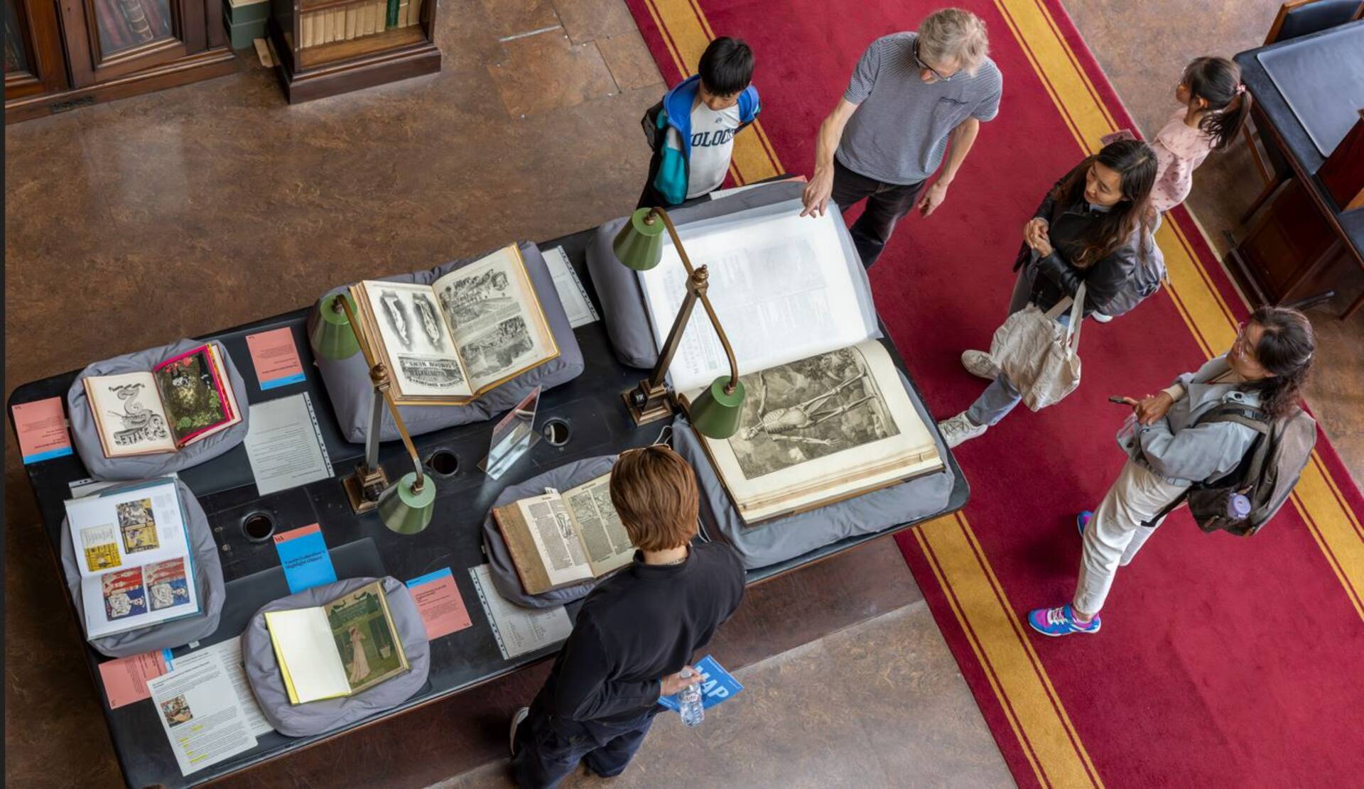 Library and Archives Discovery Day Festive Focus Dropin at V&A