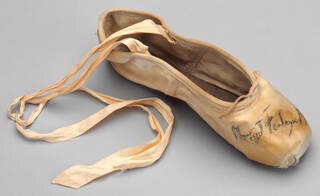 ballet shoe