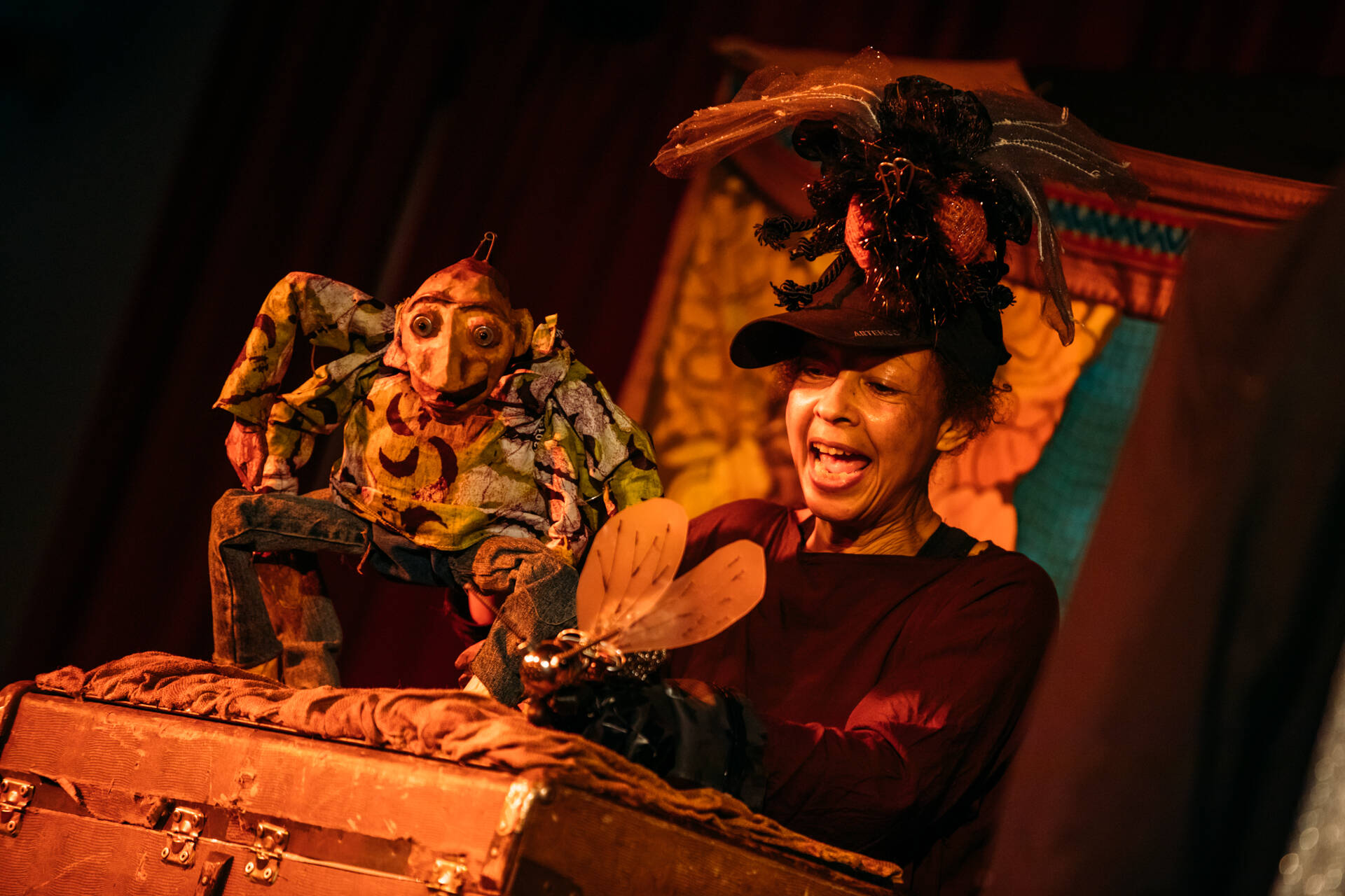 Popup Performance Pop-Up Performance: Anansi and the Lost Sun - Drop-in at V&A South ...