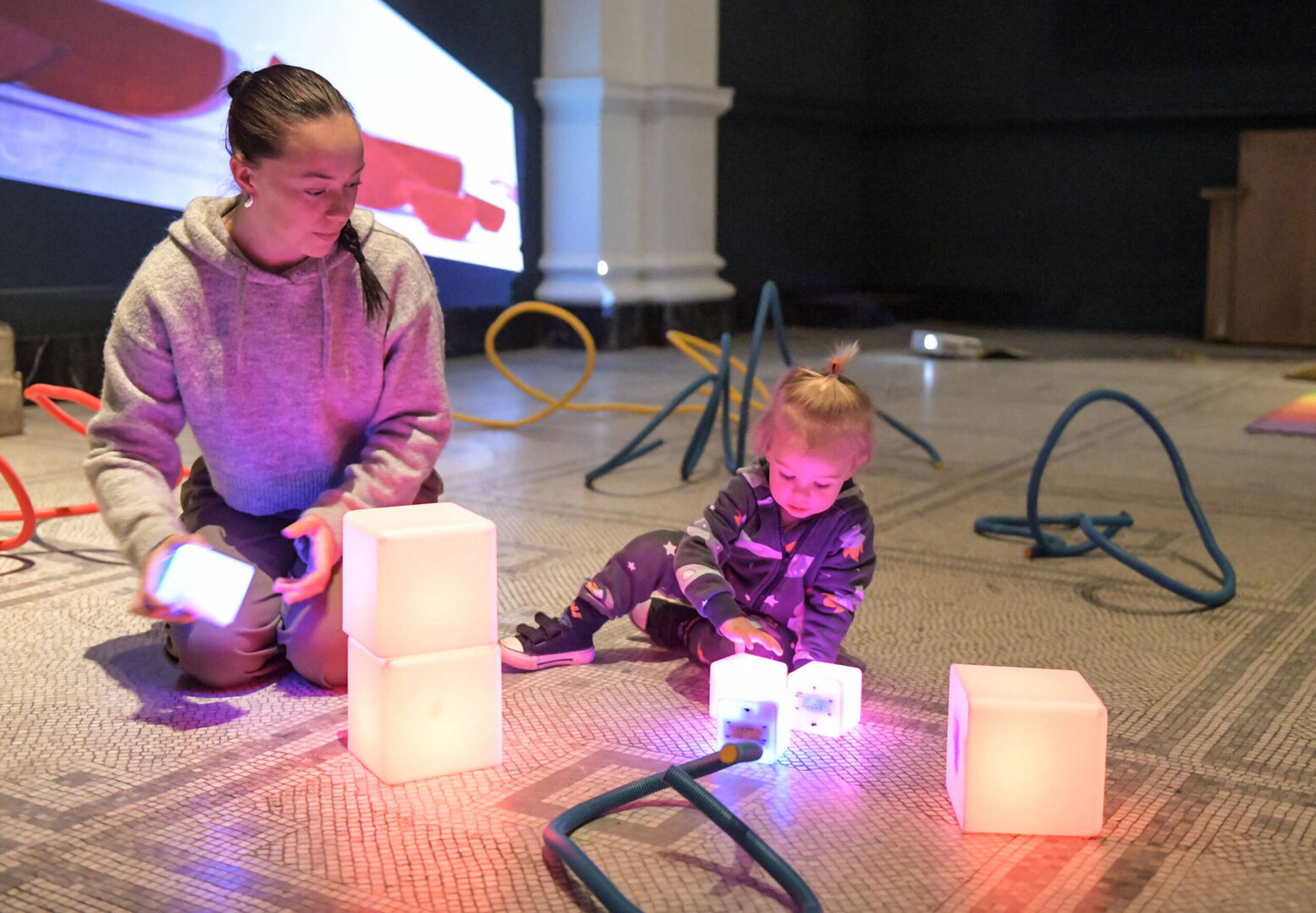 Design Baby: Play Build Play - Workshop at V&A South Kensington · V&A