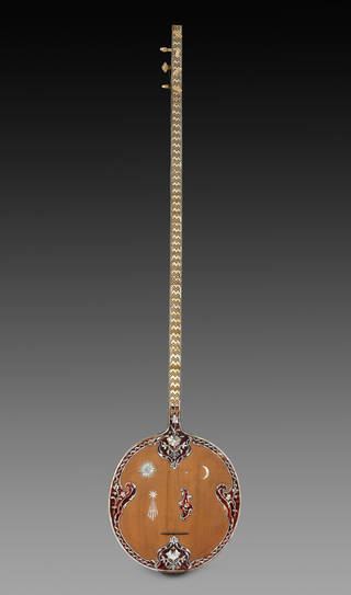 long-necked lute (tambur)