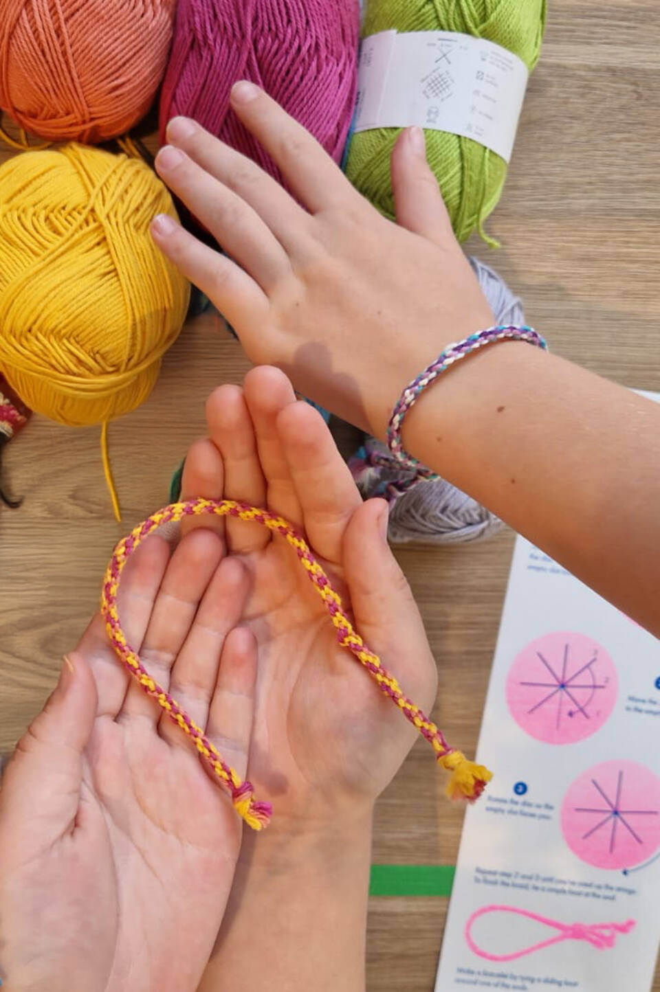 Design Club (11-14) - Friendship Bracelets
