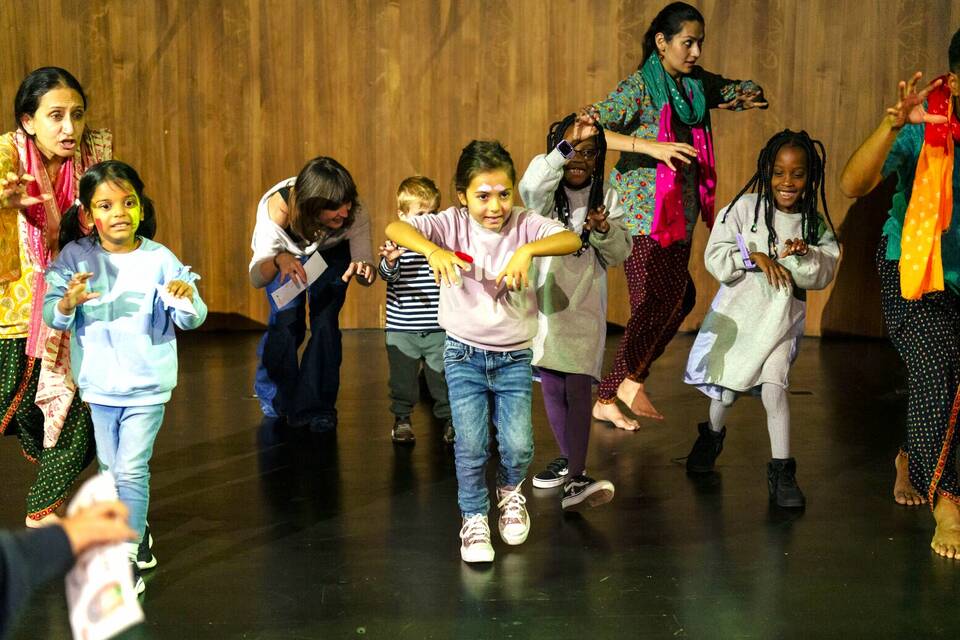 Pop Up Performance: The Great Museum Adventure