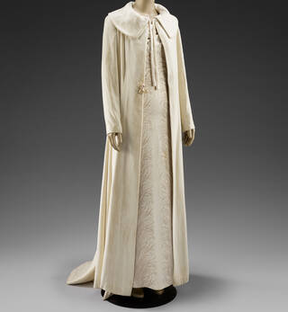 Long ivory dress and coat