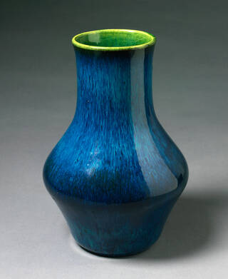 vase